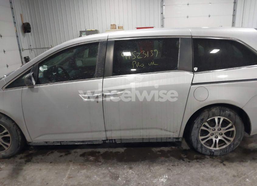 Photo 14 of 2012 Honda Odyssey EX-L (VIN 5FNRL5H64CB045226)