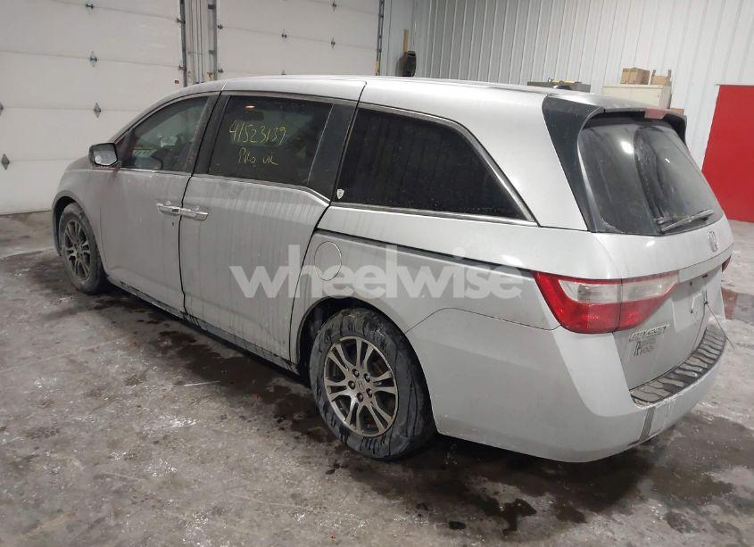 Photo 3 of 2012 Honda Odyssey EX-L (VIN 5FNRL5H64CB045226)