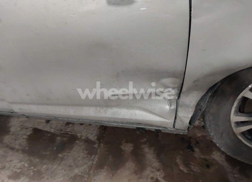 Photo 6 of 2012 Honda Odyssey EX-L (VIN 5FNRL5H64CB045226)