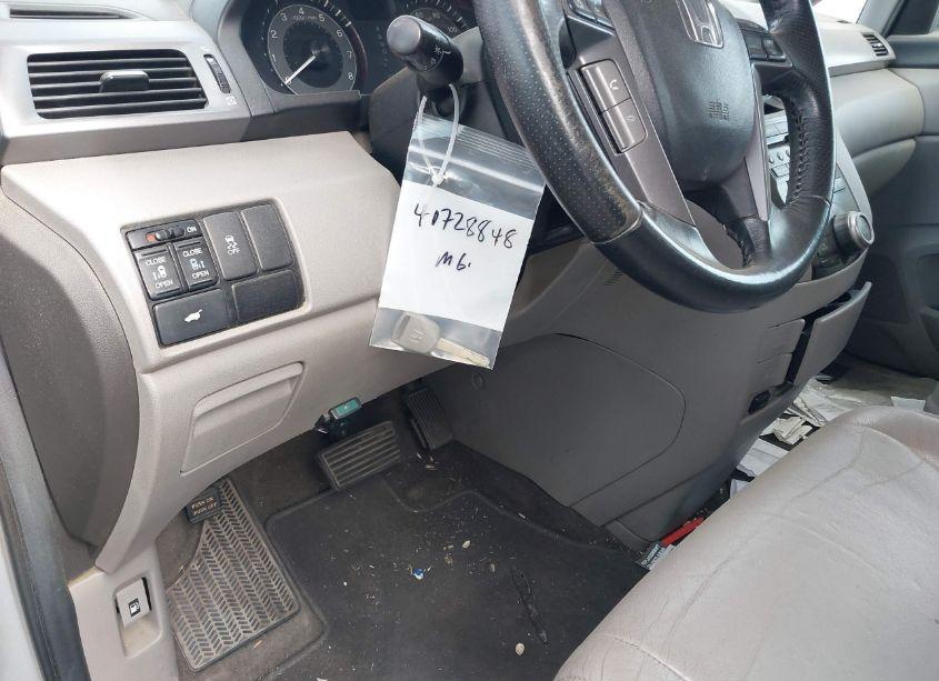 Photo 17 of 2012 Honda Odyssey EX-L (VIN 5FNRL5H64CB050300)