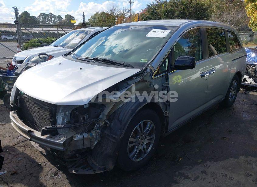 Photo 2 of 2012 Honda Odyssey EX-L (VIN 5FNRL5H64CB076203)