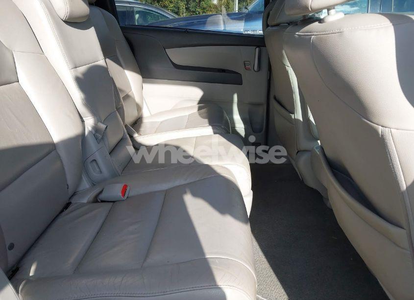 Photo 8 of 2012 Honda Odyssey EX-L (VIN 5FNRL5H64CB076203)