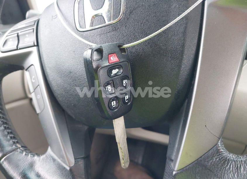 Photo 11 of 2013 Honda Odyssey EX-L (VIN 5FNRL5H64DB003575)