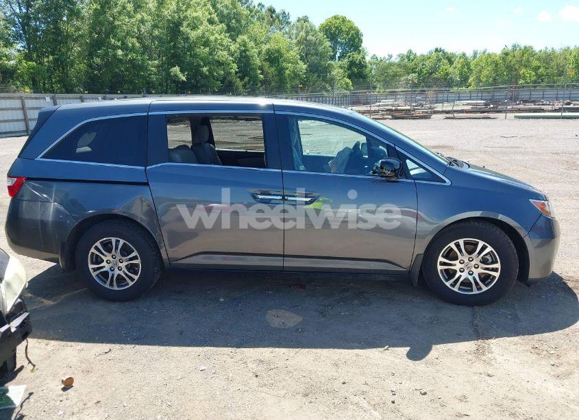 Photo 13 of 2013 Honda Odyssey EX-L (VIN 5FNRL5H64DB034535)