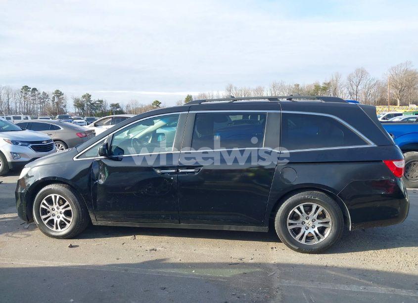 Photo 14 of 2013 Honda Odyssey EX-L (VIN 5FNRL5H64DB041761)