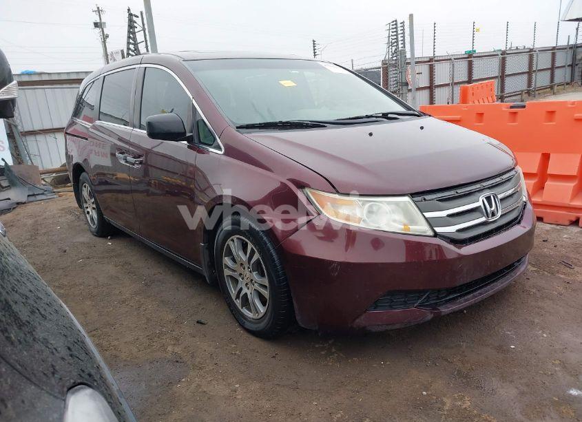 2013 Honda Odyssey EX-L (VIN 5FNRL5H64DB053229) main photo
