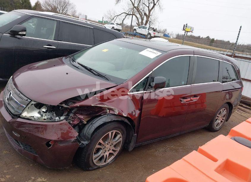 Photo 14 of 2013 Honda Odyssey EX-L (VIN 5FNRL5H64DB053229)