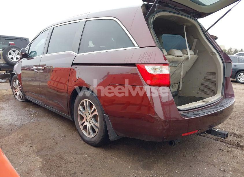 Photo 3 of 2013 Honda Odyssey EX-L (VIN 5FNRL5H64DB053229)