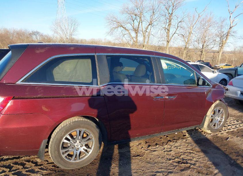 Photo 13 of 2013 Honda Odyssey EX-L (VIN 5FNRL5H64DB054056)