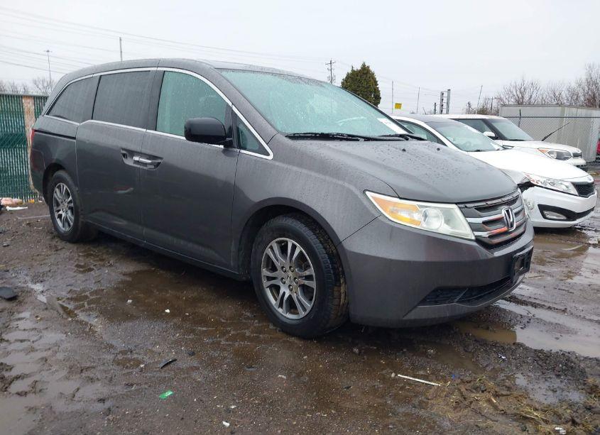 2013 Honda Odyssey EX-L (VIN 5FNRL5H64DB062383) main photo