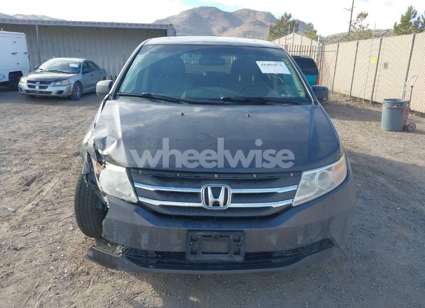 Photo 12 of 2013 Honda Odyssey EX-L (VIN 5FNRL5H64DB085341)