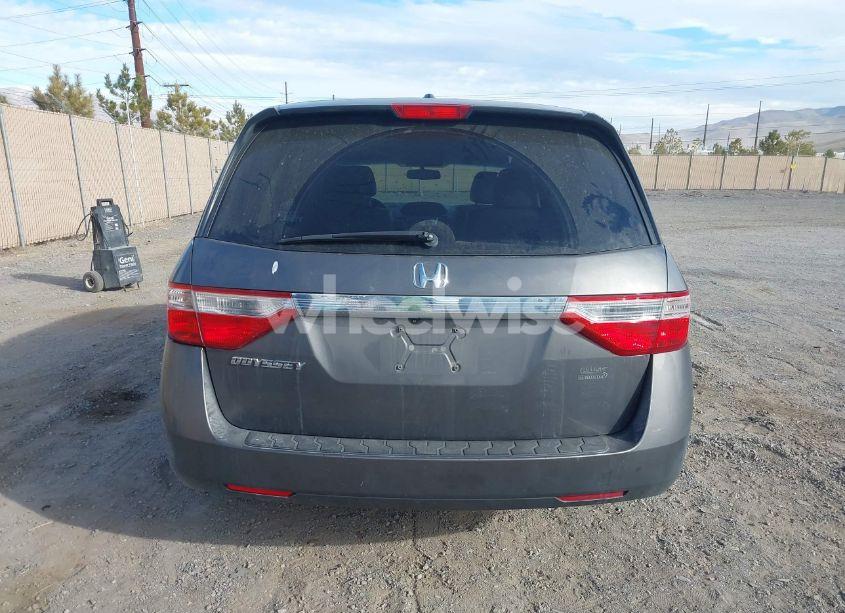 Photo 16 of 2013 Honda Odyssey EX-L (VIN 5FNRL5H64DB085341)