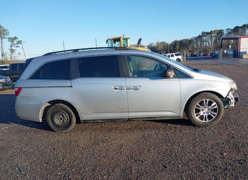 Photo 13 of 2013 Honda Odyssey EX-L (VIN 5FNRL5H64DB090555)