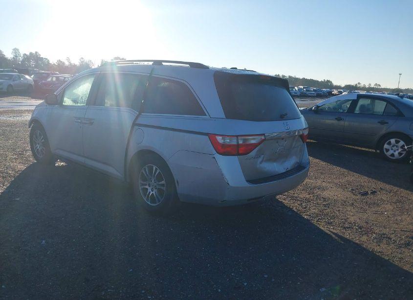 Photo 3 of 2013 Honda Odyssey EX-L (VIN 5FNRL5H64DB090555)