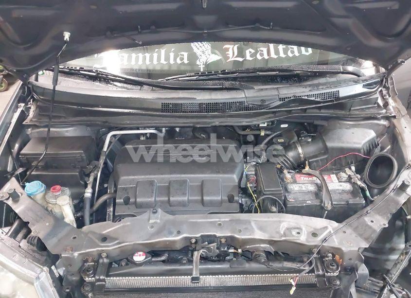 Photo 10 of 2014 Honda Odyssey EX-L (VIN 5FNRL5H64EB001309)