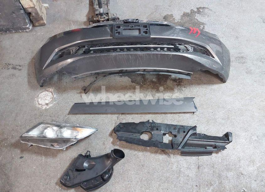 Photo 11 of 2014 Honda Odyssey EX-L (VIN 5FNRL5H64EB001309)