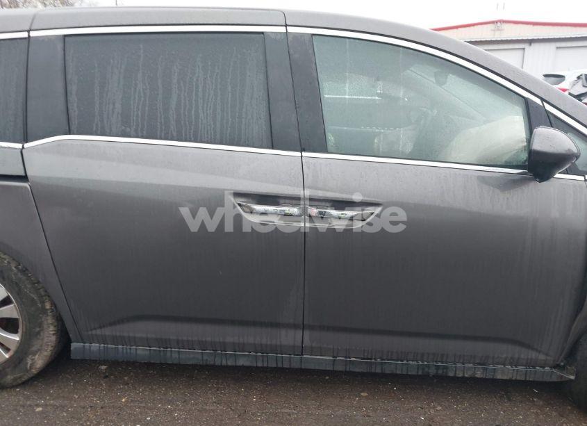 Photo 13 of 2014 Honda Odyssey EX-L (VIN 5FNRL5H64EB017252)