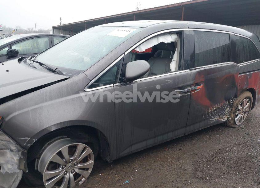 Photo 14 of 2014 Honda Odyssey EX-L (VIN 5FNRL5H64EB017252)