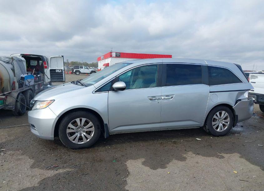 Photo 14 of 2014 Honda Odyssey EX-L (VIN 5FNRL5H64EB038215)