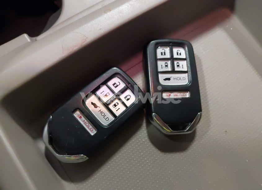 Photo 11 of 2014 Honda Odyssey EX-L (VIN 5FNRL5H64EB070226)