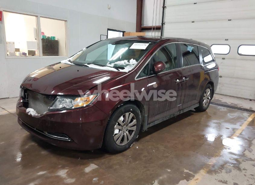 Photo 2 of 2014 Honda Odyssey EX-L (VIN 5FNRL5H64EB070226)