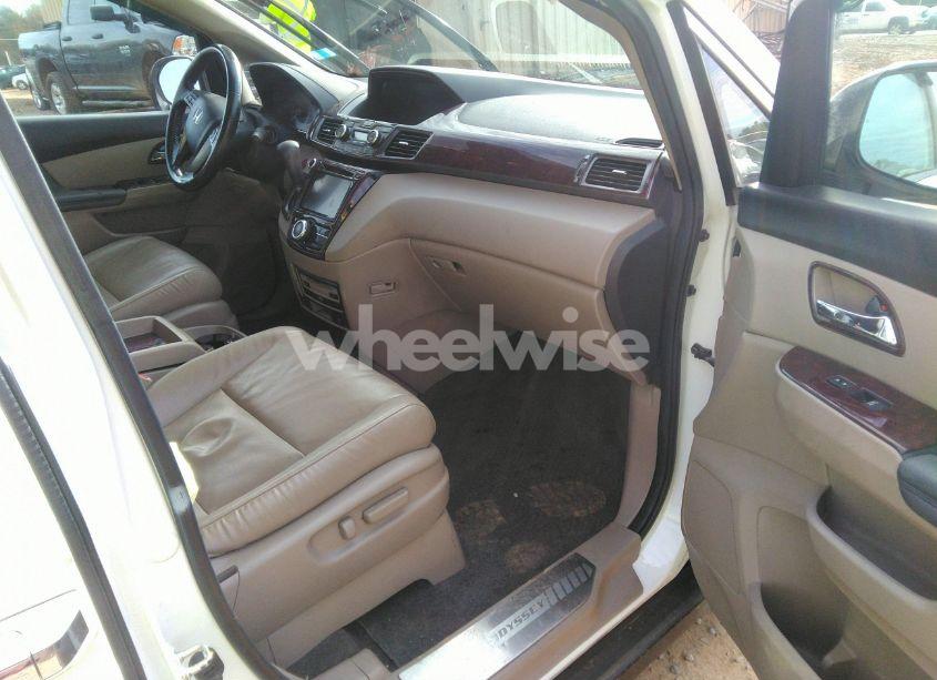 Photo 5 of 2014 Honda Odyssey EX-L (VIN 5FNRL5H64EB098446)