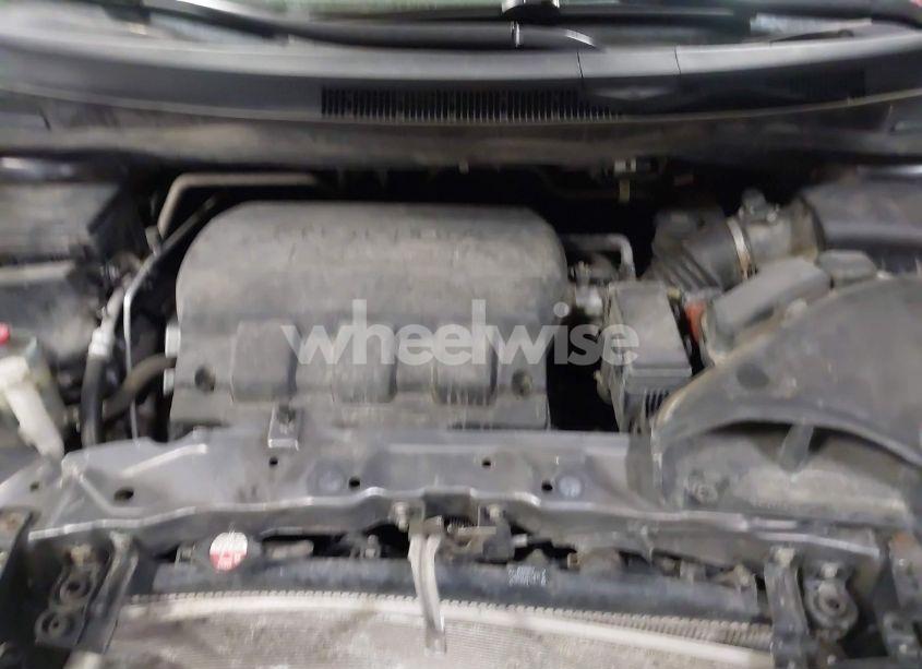 Photo 10 of 2014 Honda Odyssey EX-L (VIN 5FNRL5H64EB116623)