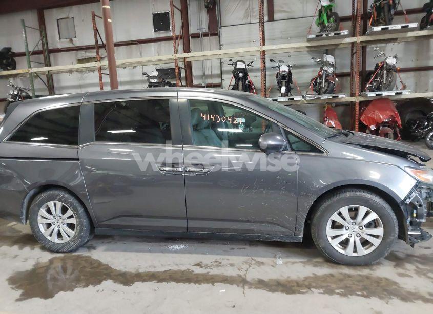 Photo 13 of 2014 Honda Odyssey EX-L (VIN 5FNRL5H64EB116623)