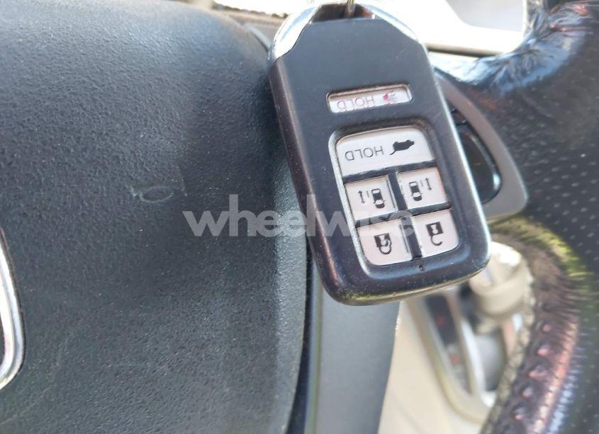 Photo 11 of 2014 Honda Odyssey EX-L (VIN 5FNRL5H64EB133552)