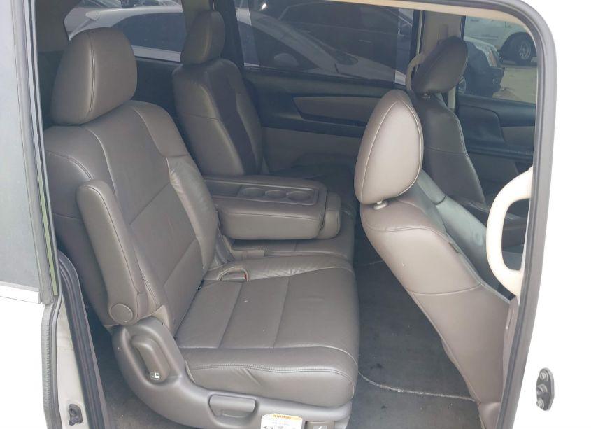 Photo 8 of 2015 Honda Odyssey EX-L (VIN 5FNRL5H64FB078263)