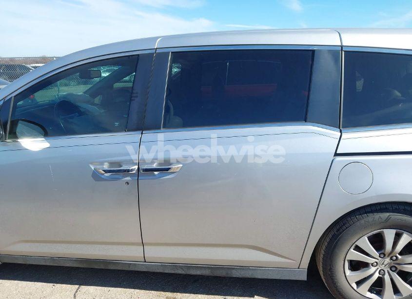 Photo 14 of 2015 Honda Odyssey EX-L (VIN 5FNRL5H64FB089067)