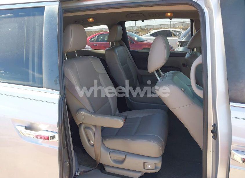 Photo 8 of 2015 Honda Odyssey EX-L (VIN 5FNRL5H64FB089067)