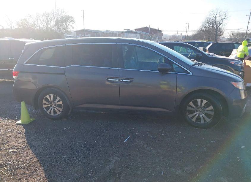 Photo 13 of 2015 Honda Odyssey EX-L (VIN 5FNRL5H64FB121726)