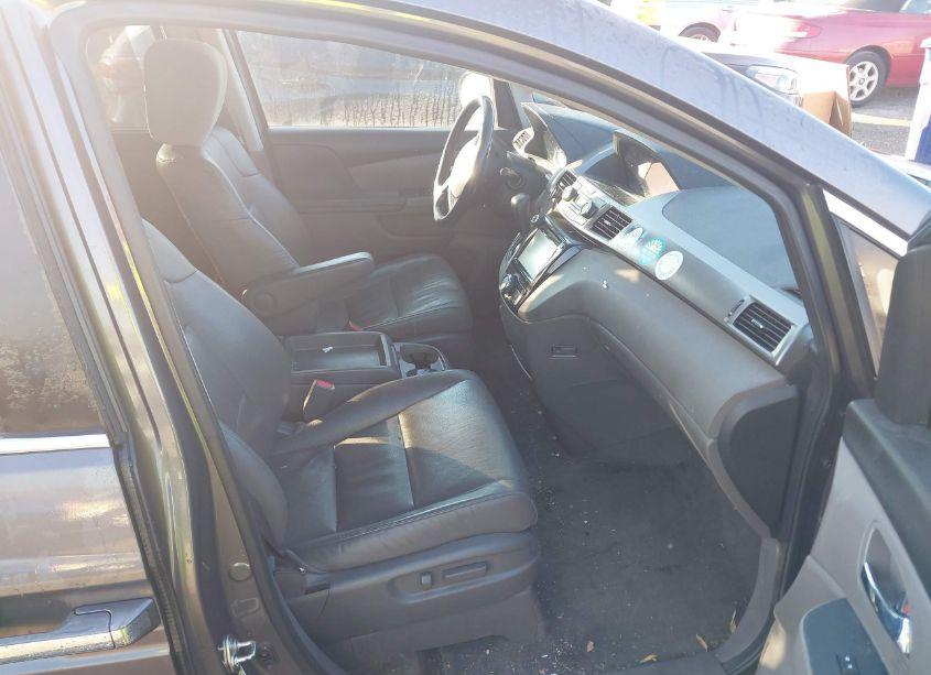 Photo 5 of 2015 Honda Odyssey EX-L (VIN 5FNRL5H64FB121726)