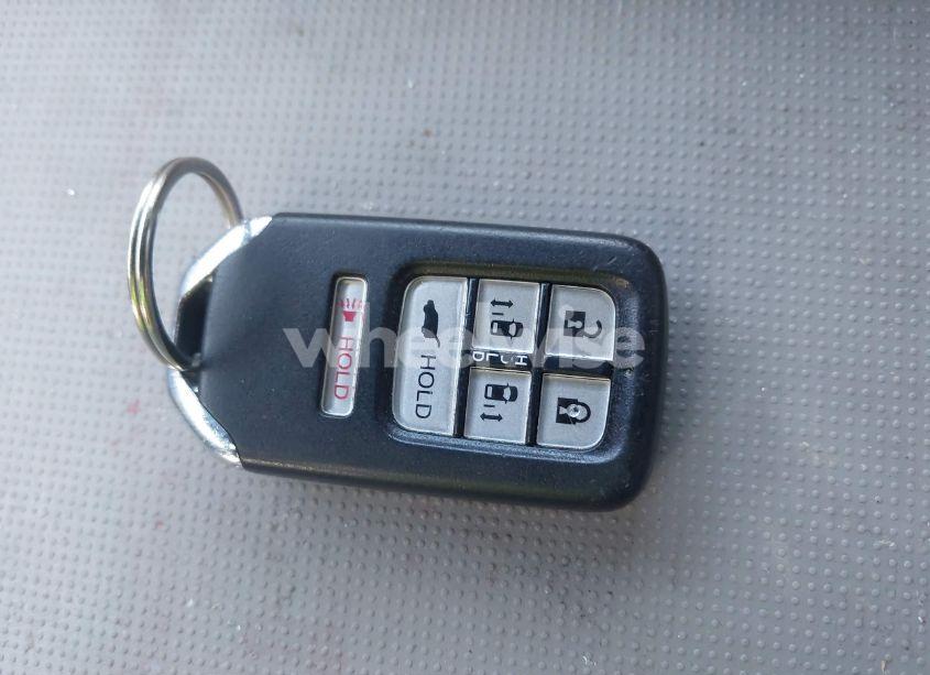 Photo 11 of 2015 Honda Odyssey EX-L (VIN 5FNRL5H64FB129499)