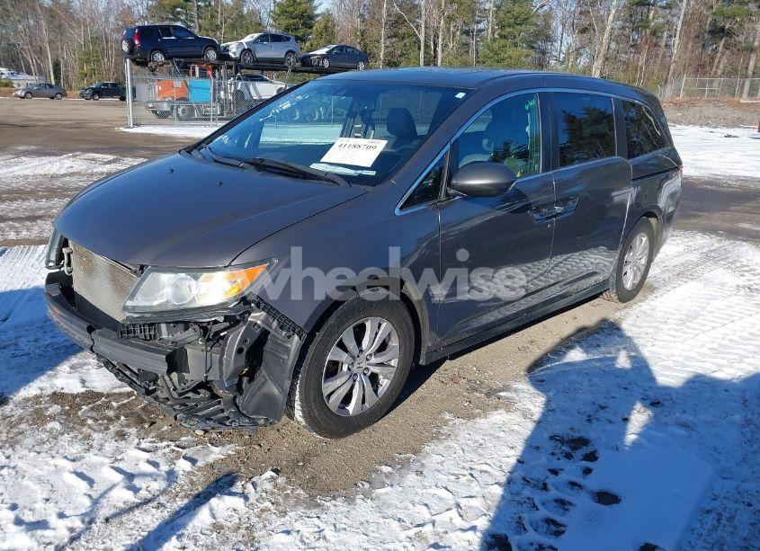 Photo 2 of 2016 Honda Odyssey EX-L (VIN 5FNRL5H64GB085876)