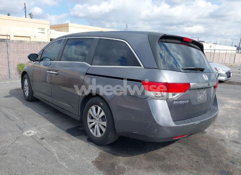 Photo 3 of 2016 Honda Odyssey EX-L (VIN 5FNRL5H64GB114650)