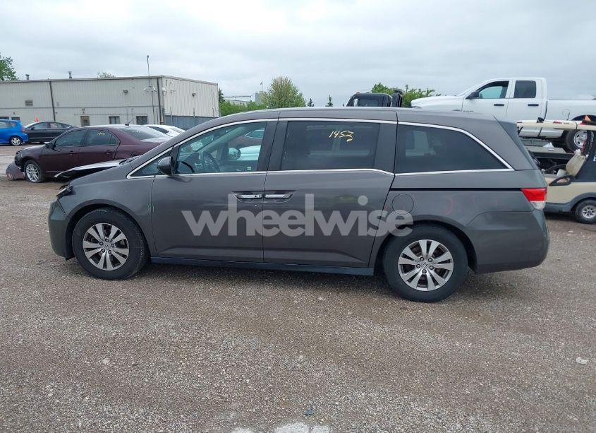 Photo 14 of 2016 Honda Odyssey EX-L (VIN 5FNRL5H64GB115622)