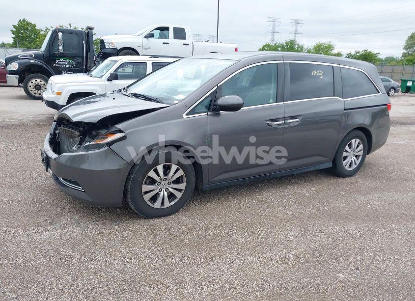 Photo 2 of 2016 Honda Odyssey EX-L (VIN 5FNRL5H64GB115622)