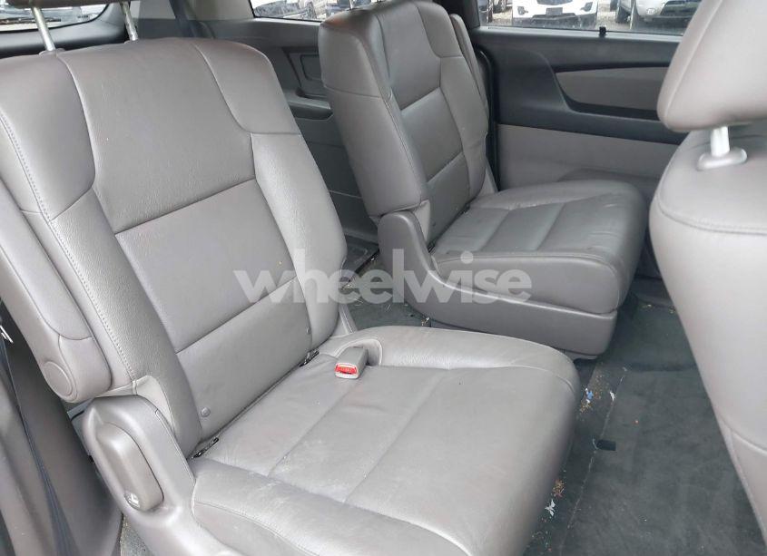 Photo 8 of 2016 Honda Odyssey EX-L (VIN 5FNRL5H64GB115622)