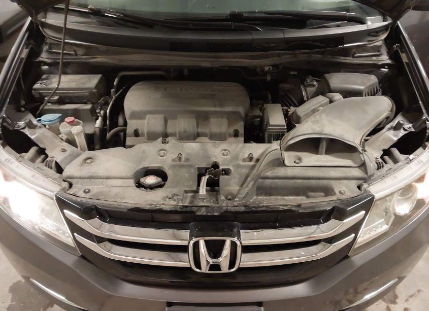 Photo 10 of 2016 Honda Odyssey EX-L (VIN 5FNRL5H64GB123381)