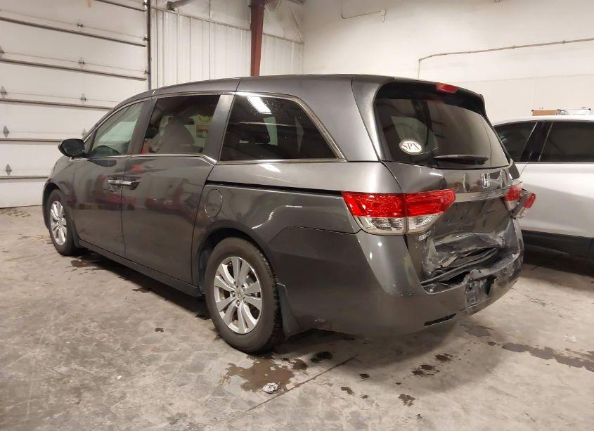 Photo 3 of 2016 Honda Odyssey EX-L (VIN 5FNRL5H64GB123381)