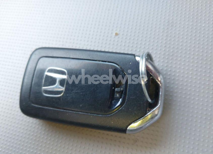 Photo 11 of 2016 Honda Odyssey EX-L (VIN 5FNRL5H64GB125275)