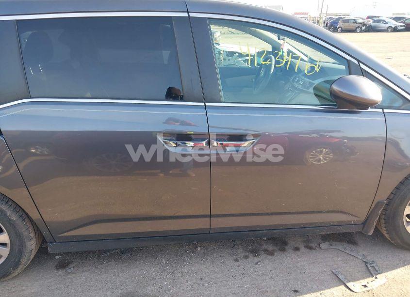 Photo 13 of 2016 Honda Odyssey EX-L (VIN 5FNRL5H64GB125275)