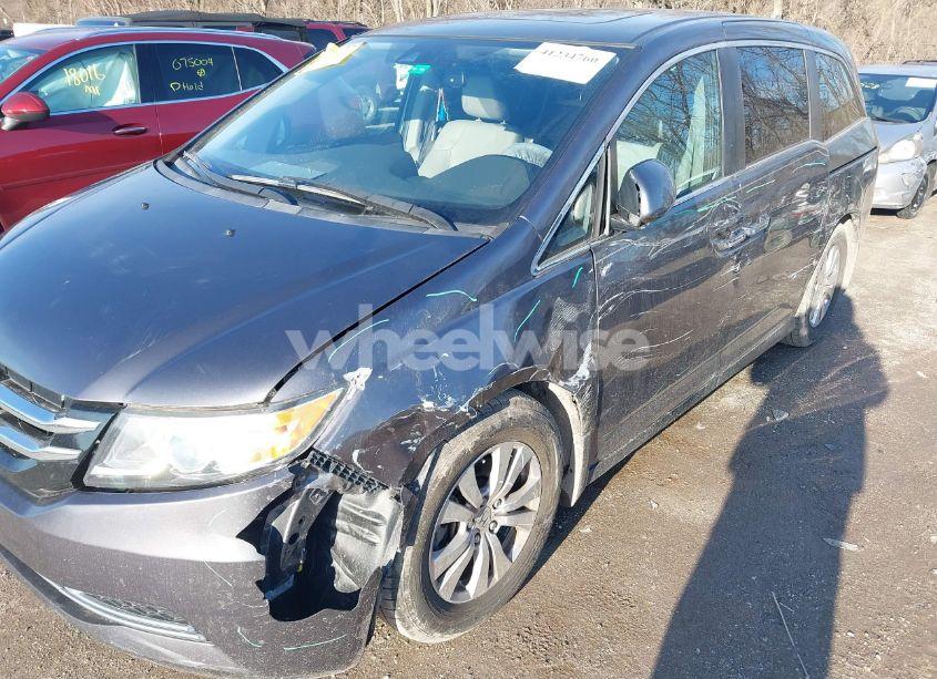 Photo 6 of 2016 Honda Odyssey EX-L (VIN 5FNRL5H64GB125275)