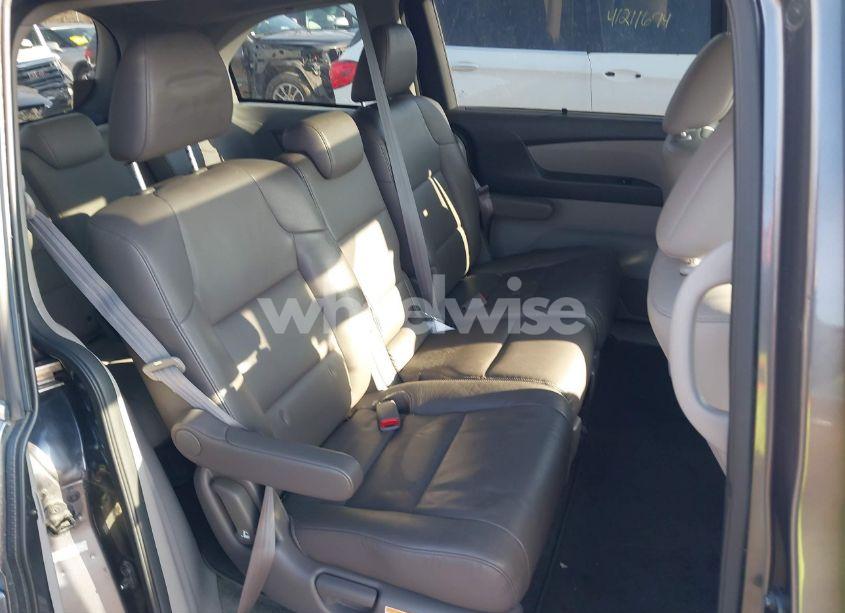 Photo 8 of 2016 Honda Odyssey EX-L (VIN 5FNRL5H64GB125275)