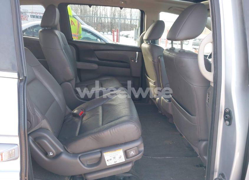 Photo 8 of 2016 Honda Odyssey EX-L (VIN 5FNRL5H64GB135708)