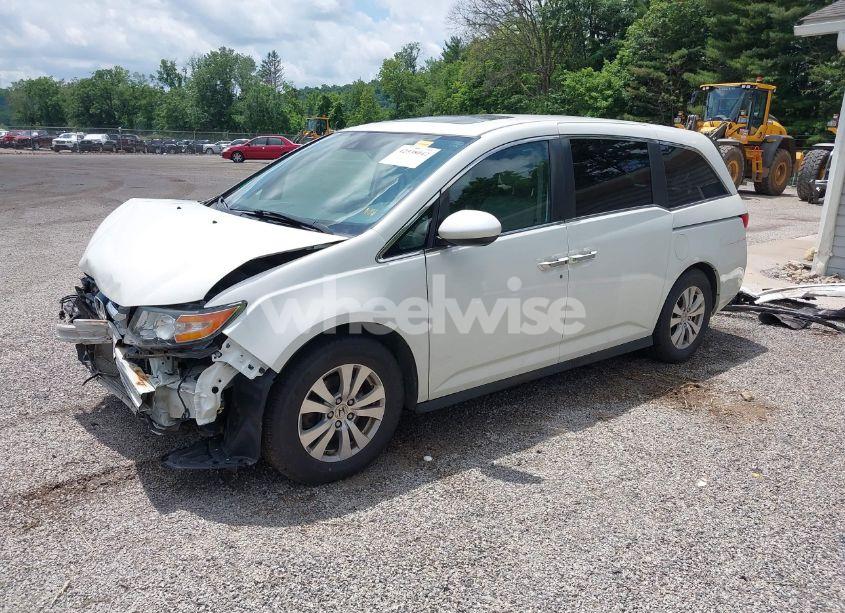 Photo 2 of 2016 Honda Odyssey EX-L (VIN 5FNRL5H64GB138351)