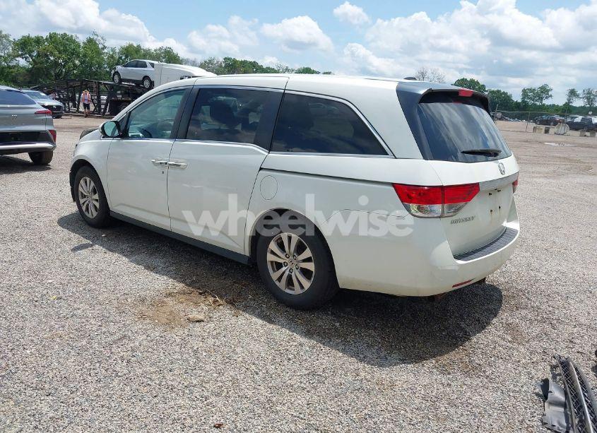 Photo 3 of 2016 Honda Odyssey EX-L (VIN 5FNRL5H64GB138351)