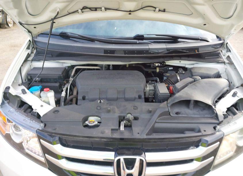 Photo 10 of 2016 Honda Odyssey EX-L (VIN 5FNRL5H64GB139029)